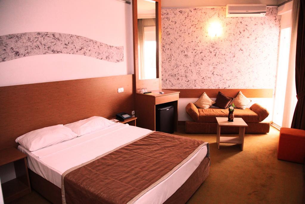 פאטהיה Orient Resort Hotel חדר תמונה